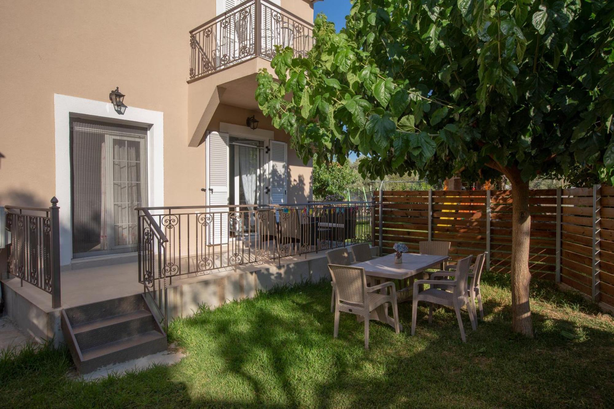 Levanda Cozy Apartments Apolpaina Екстер'єр фото